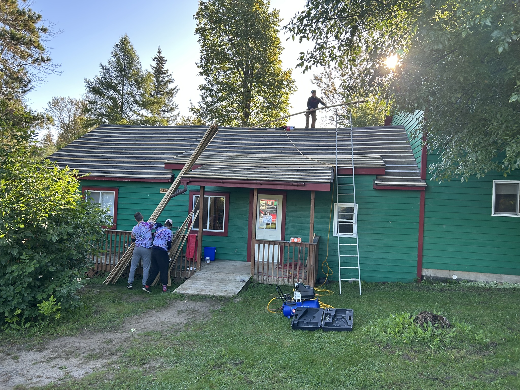 Amsted team working on projects at Camp Smitty